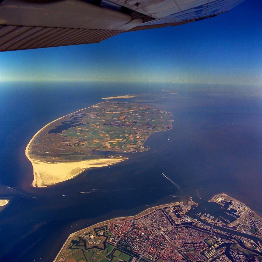 Spacious Within Walking Distance Of The North Sea In De Koog * De Koog (Texel)